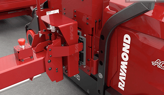 Raymond Auto charge hitch